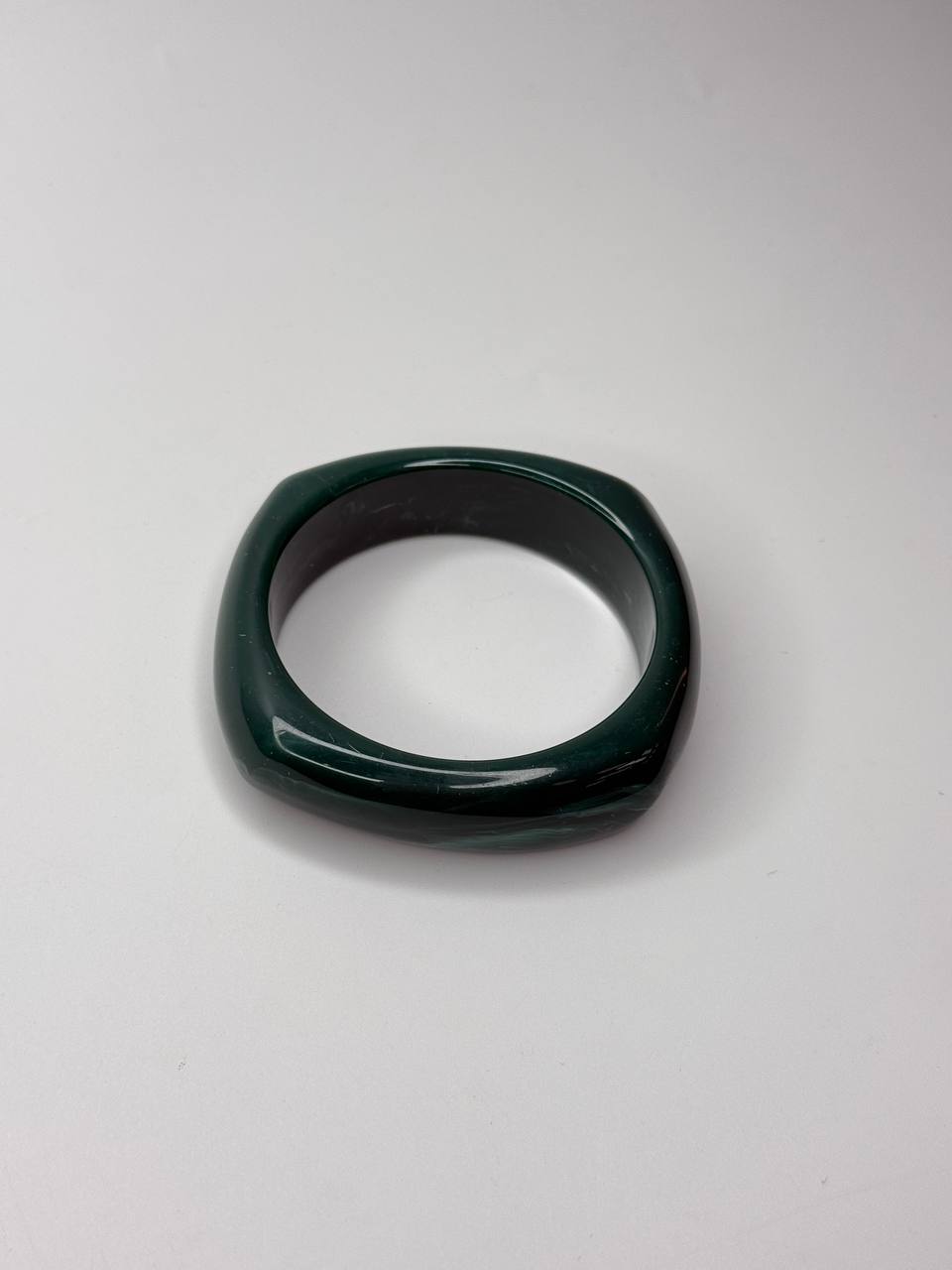 Браслет из акрила