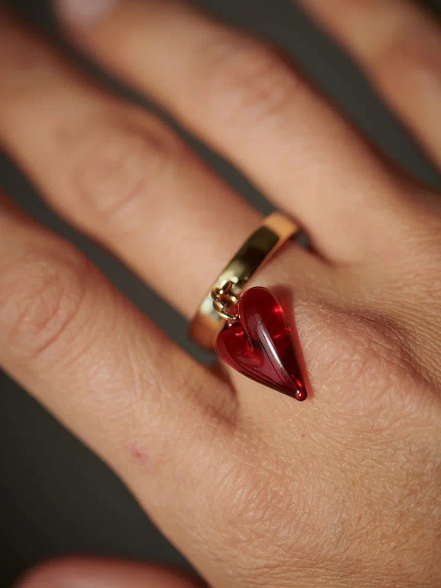 Кольцо «Любовь до кончиков пальцев