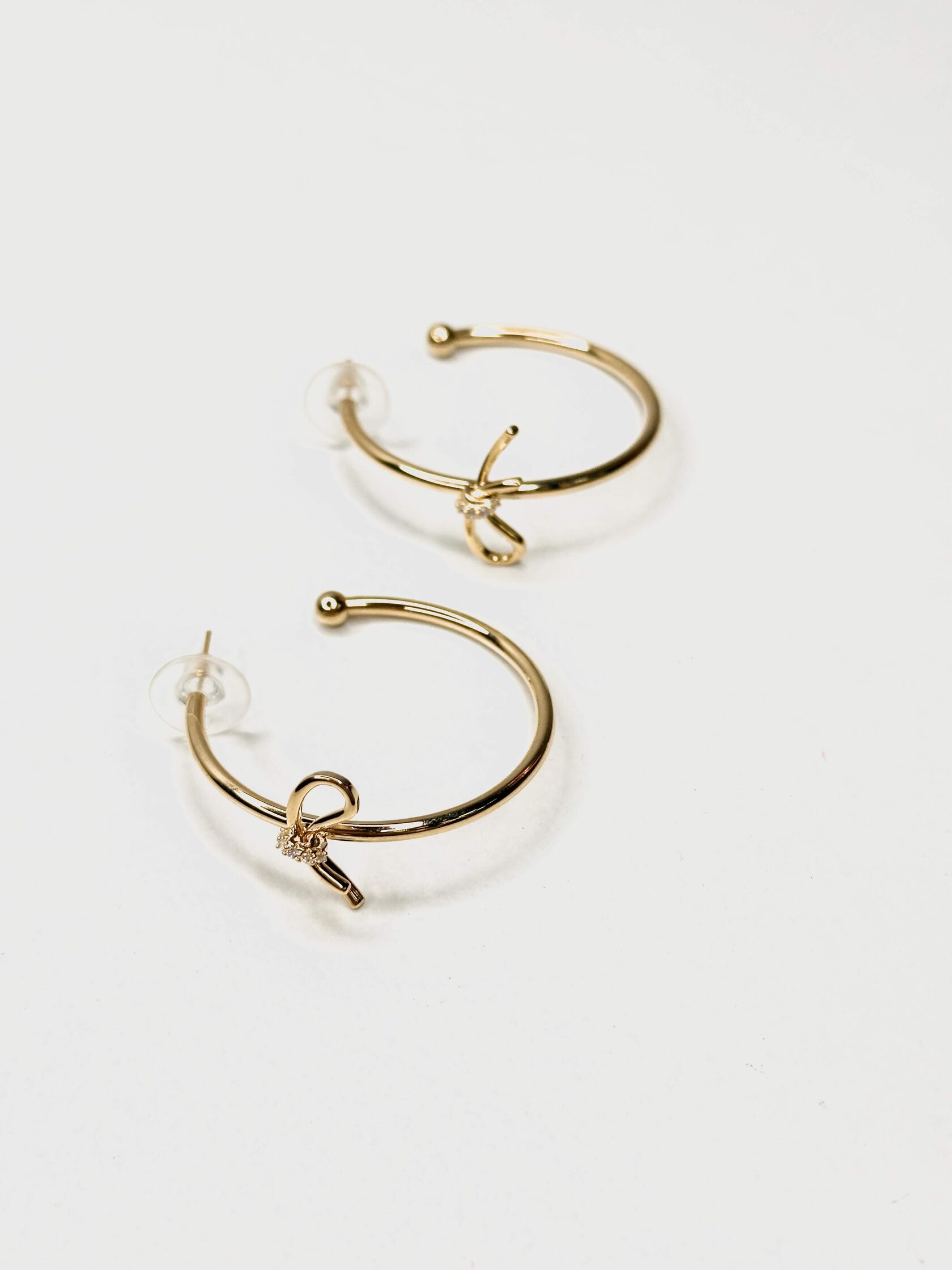 Серьги — гвоздики из латуни в позолоте