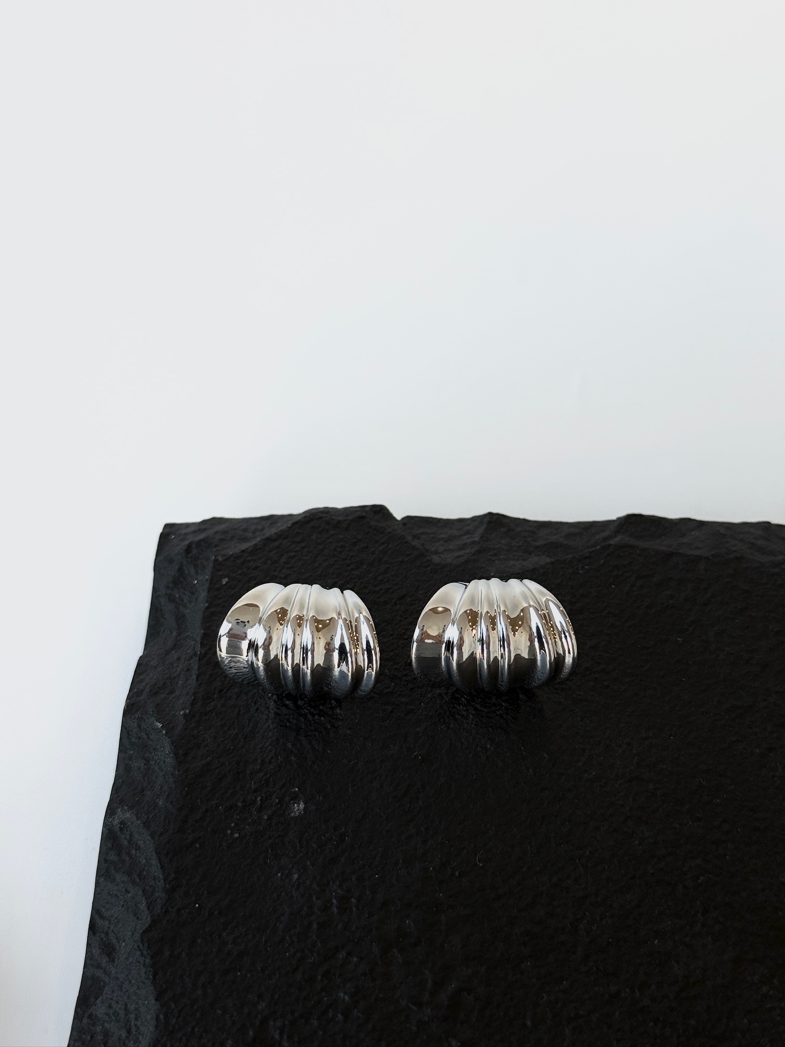 Серьги из латуни в родиевом покрытии