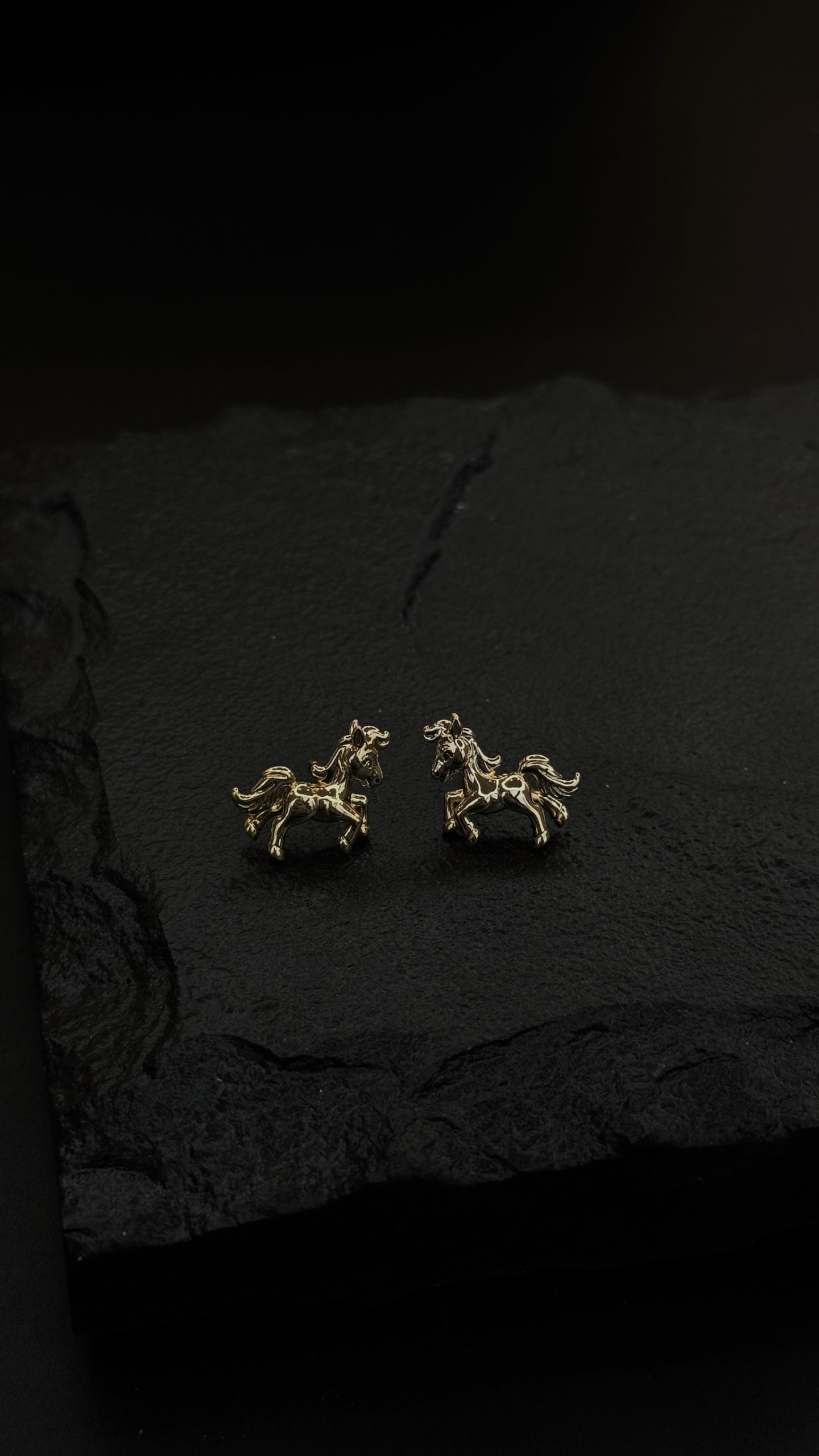Серьги "кони" в позолоте