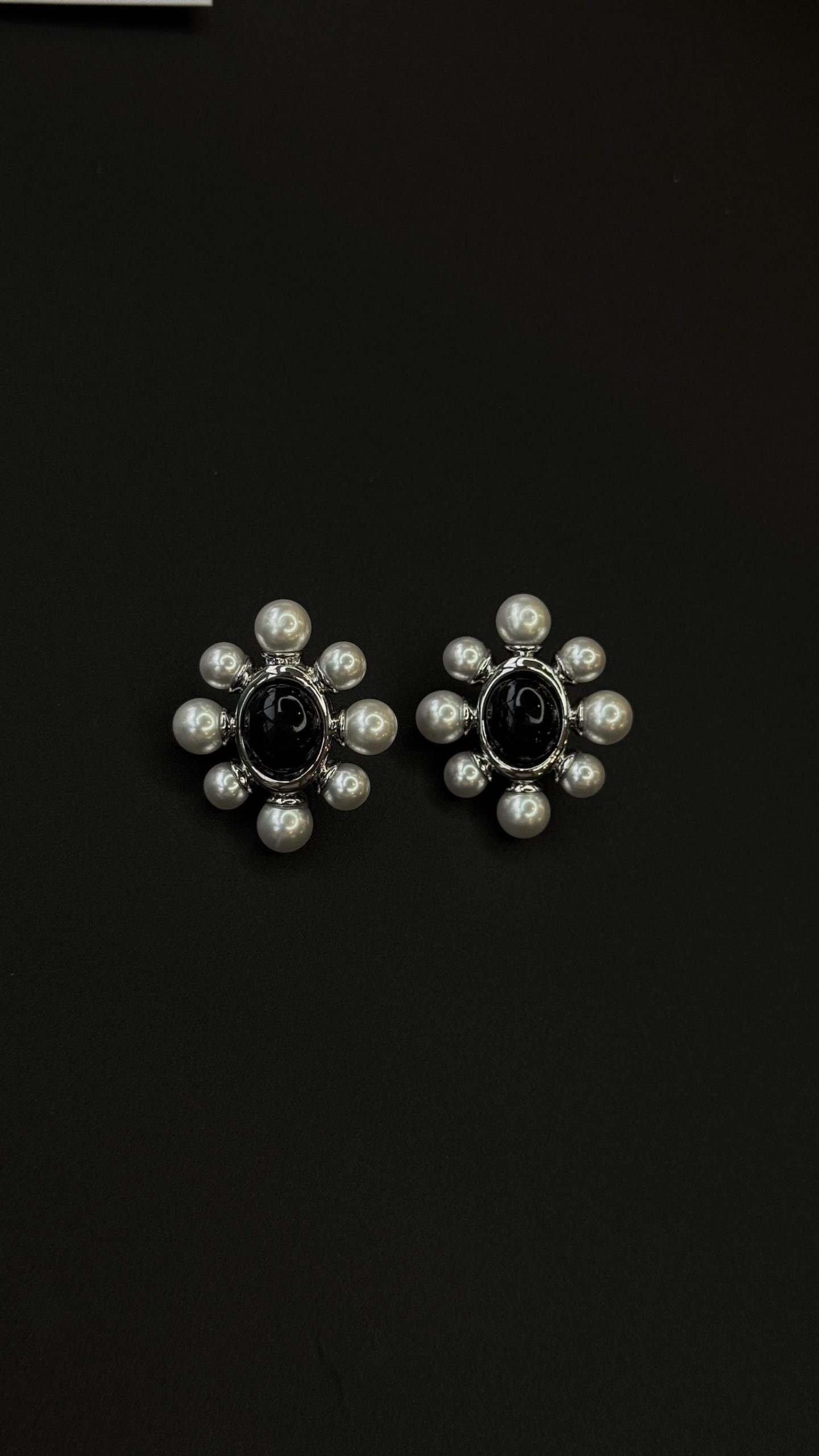 Серьги-гвоздики из латуни в родиевом покрытии