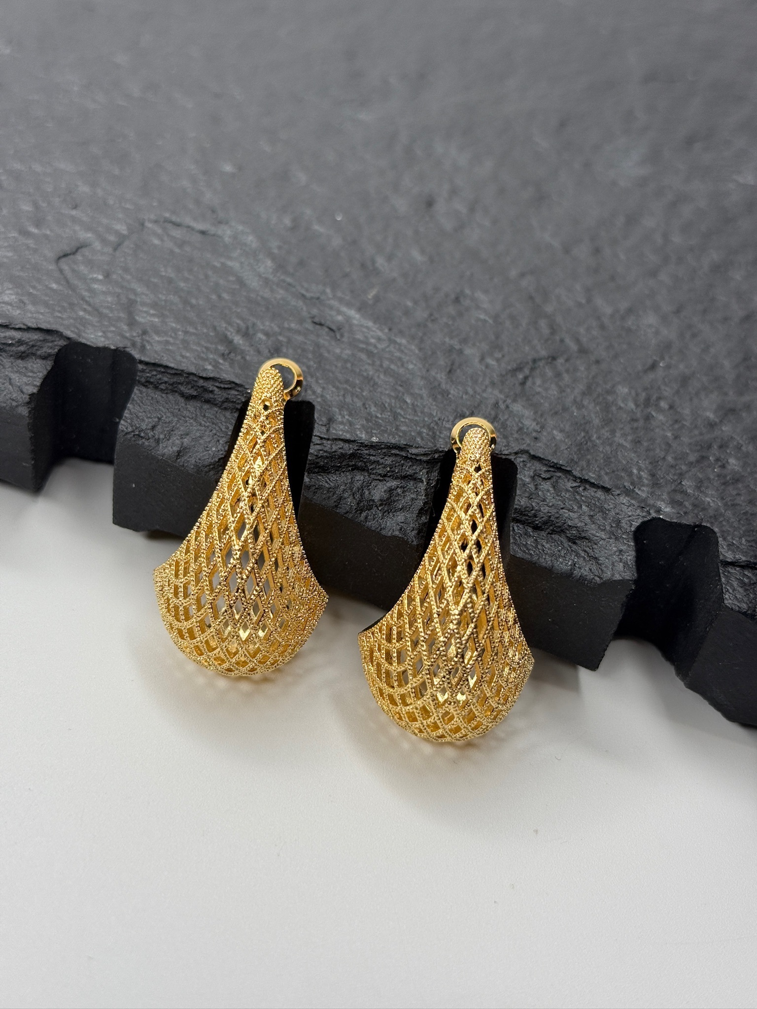 Серьги из латуни в позолоте