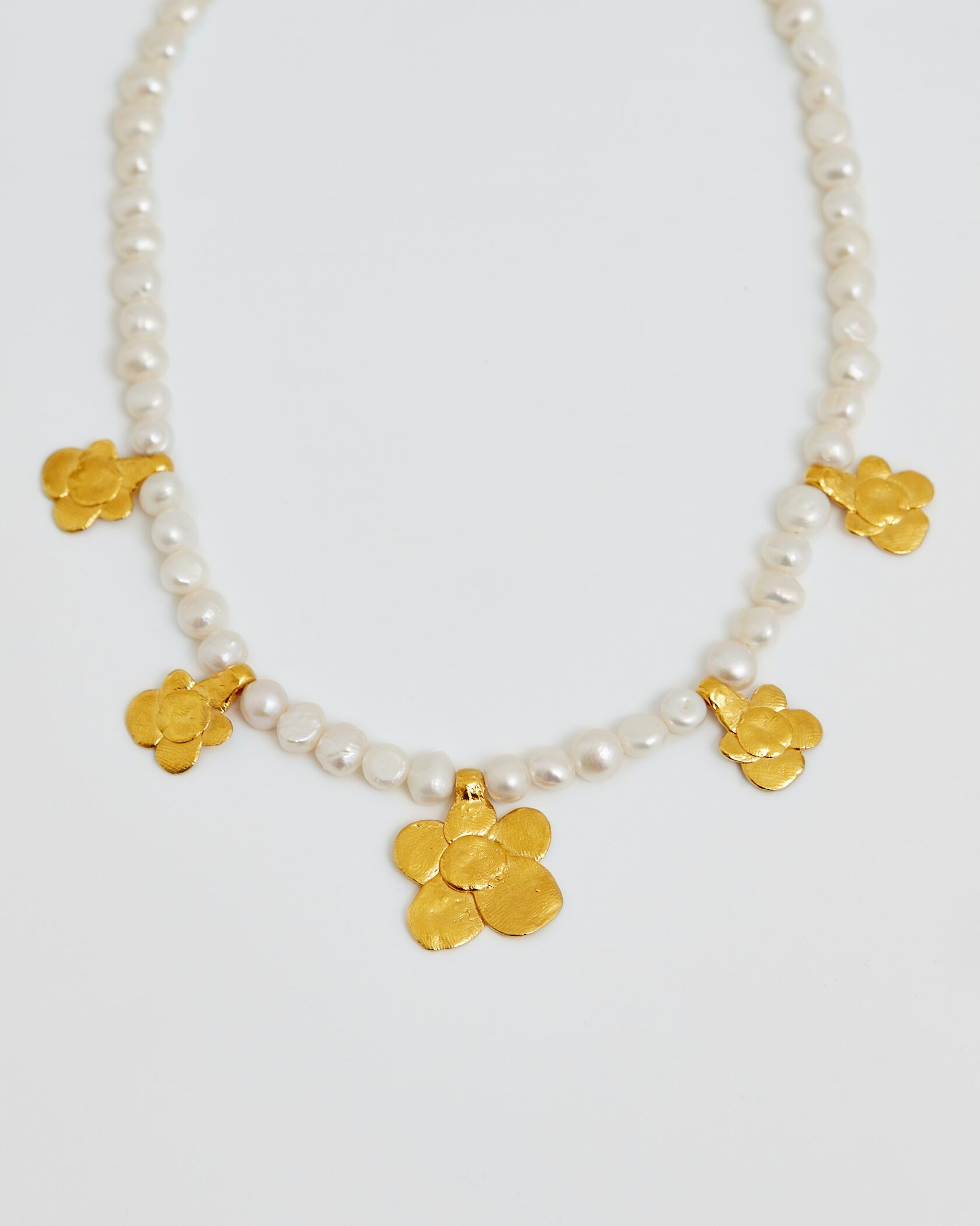 КОЛЬЕ из жемчуга с цветами