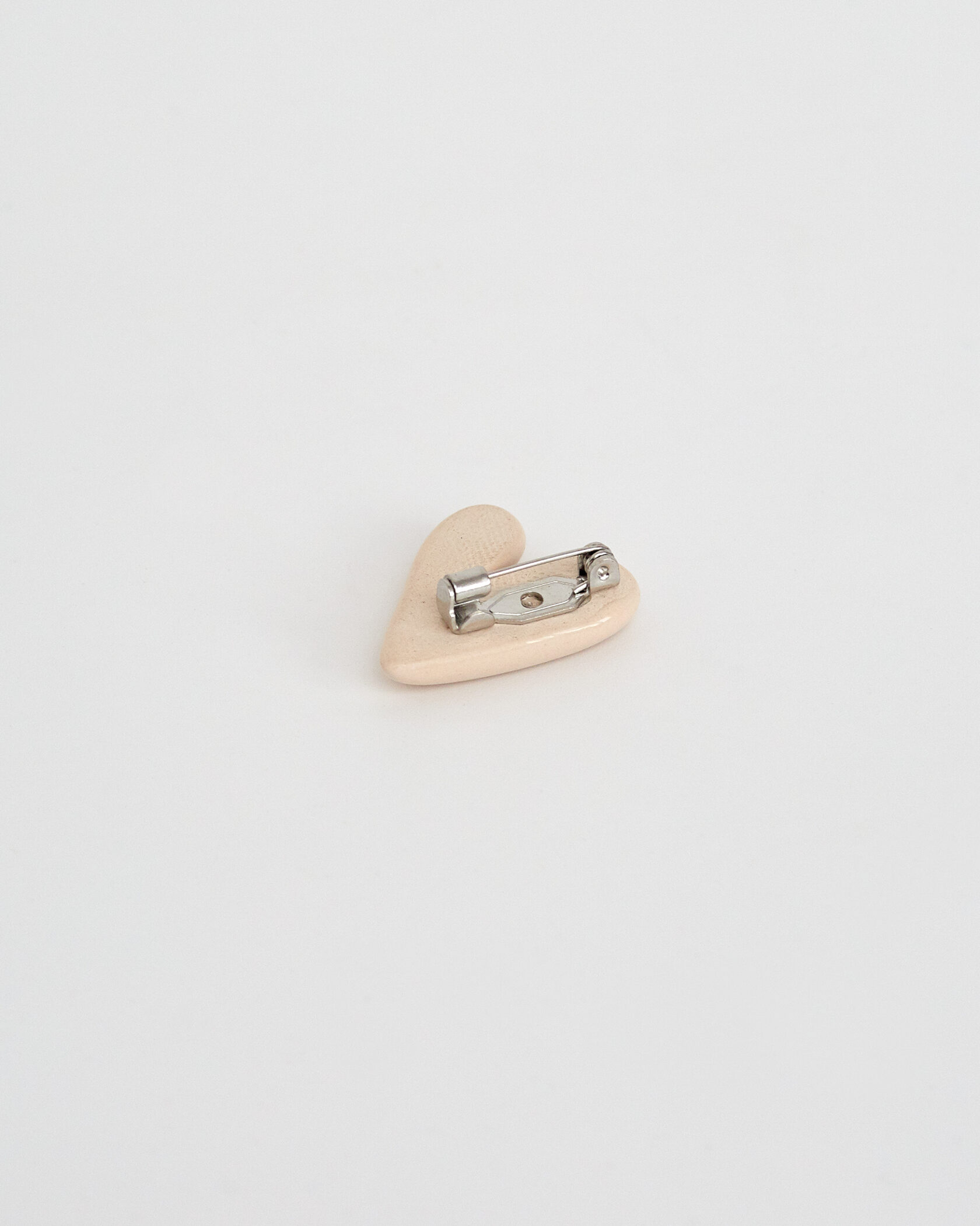 Брошь КРАСНОЕ СЕРДЦЕ