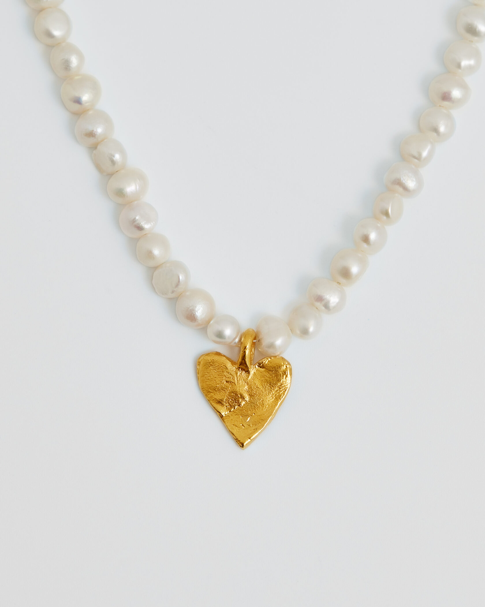 КОЛЬЕ из жемчуга с сердцем