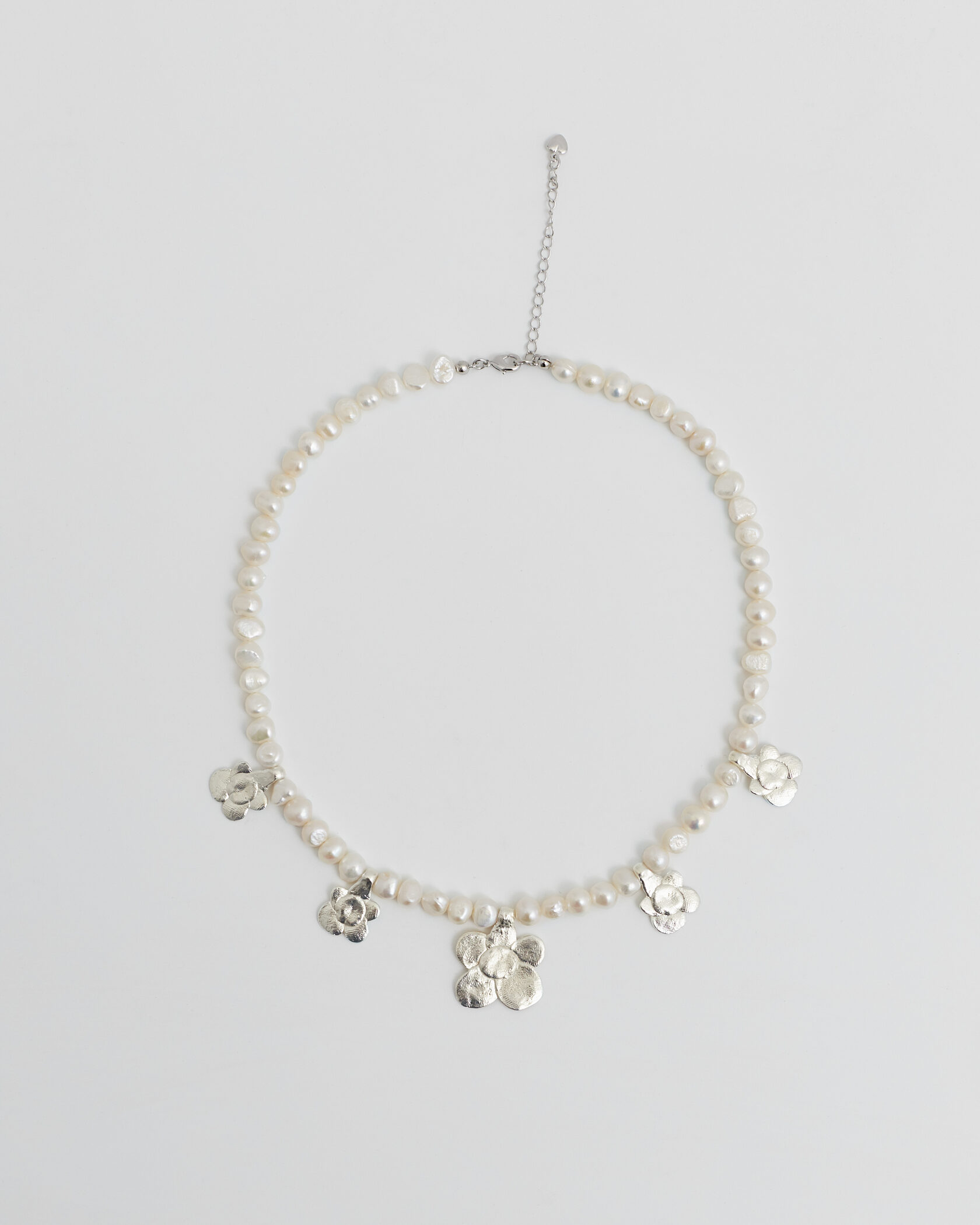 КОЛЬЕ из жемчуга с цветами