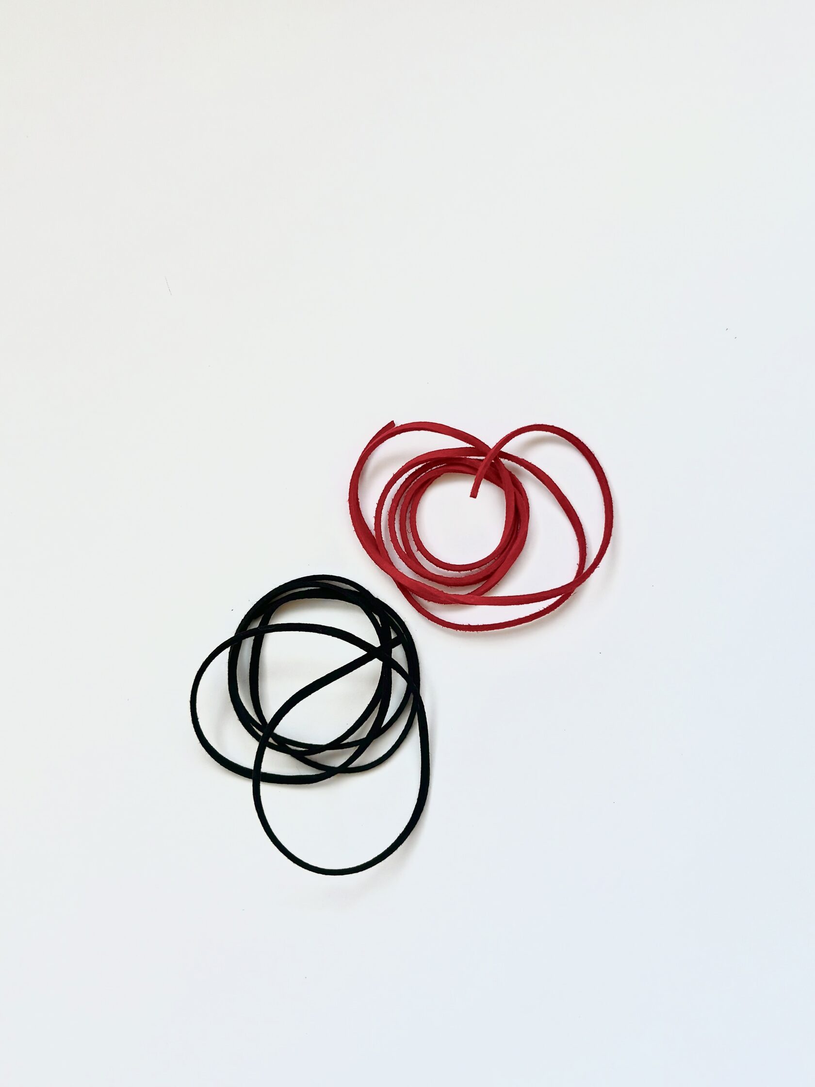 ПОДКОВА   2 шнурка в комплекте