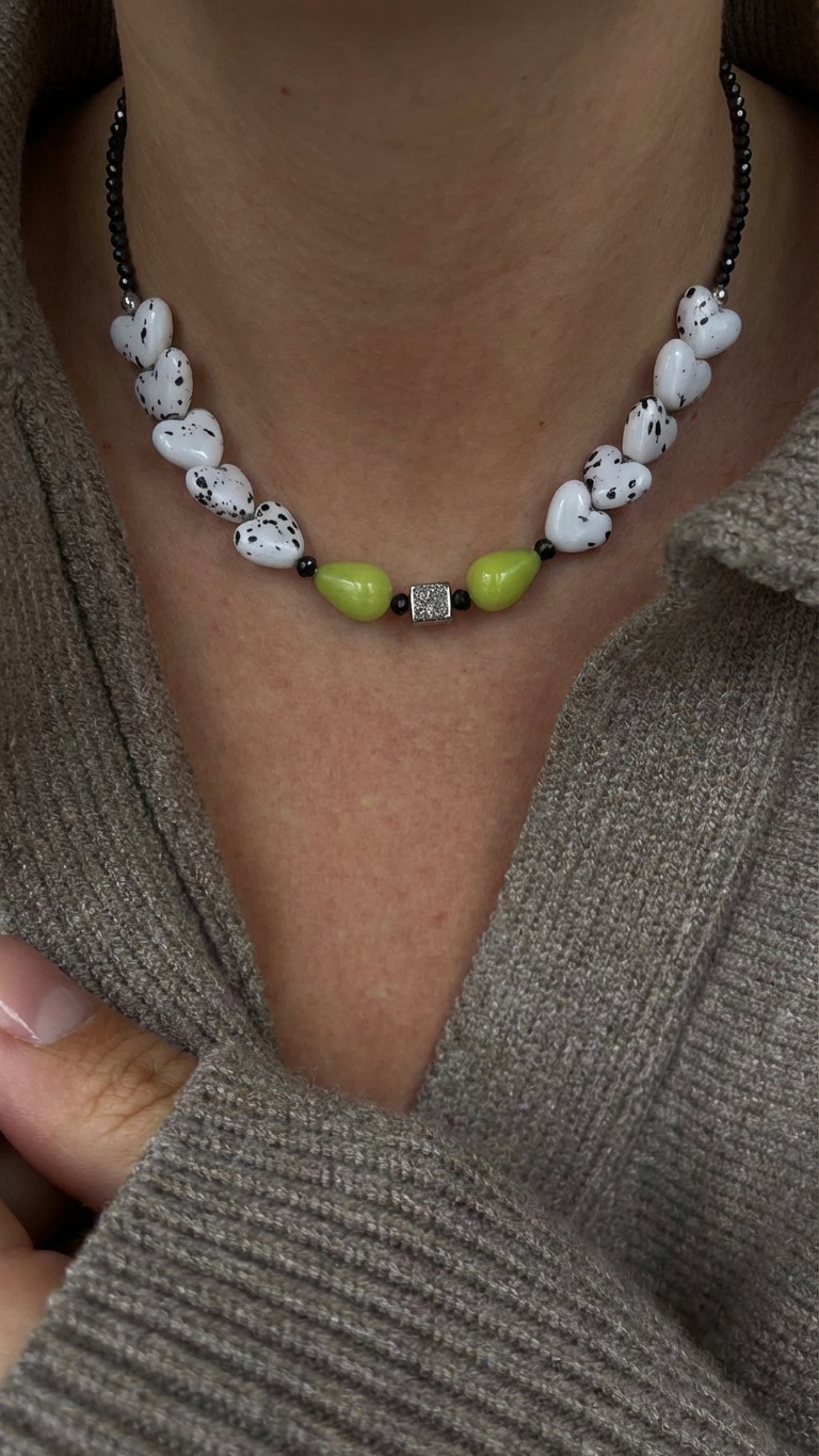 Колье ПЯТНИСТАЯ ЛЮБОВЬ