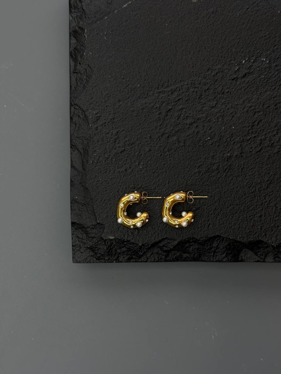 Серьги-гвоздики ЖЕМЧУЖНЫЙ ИЗГИБ