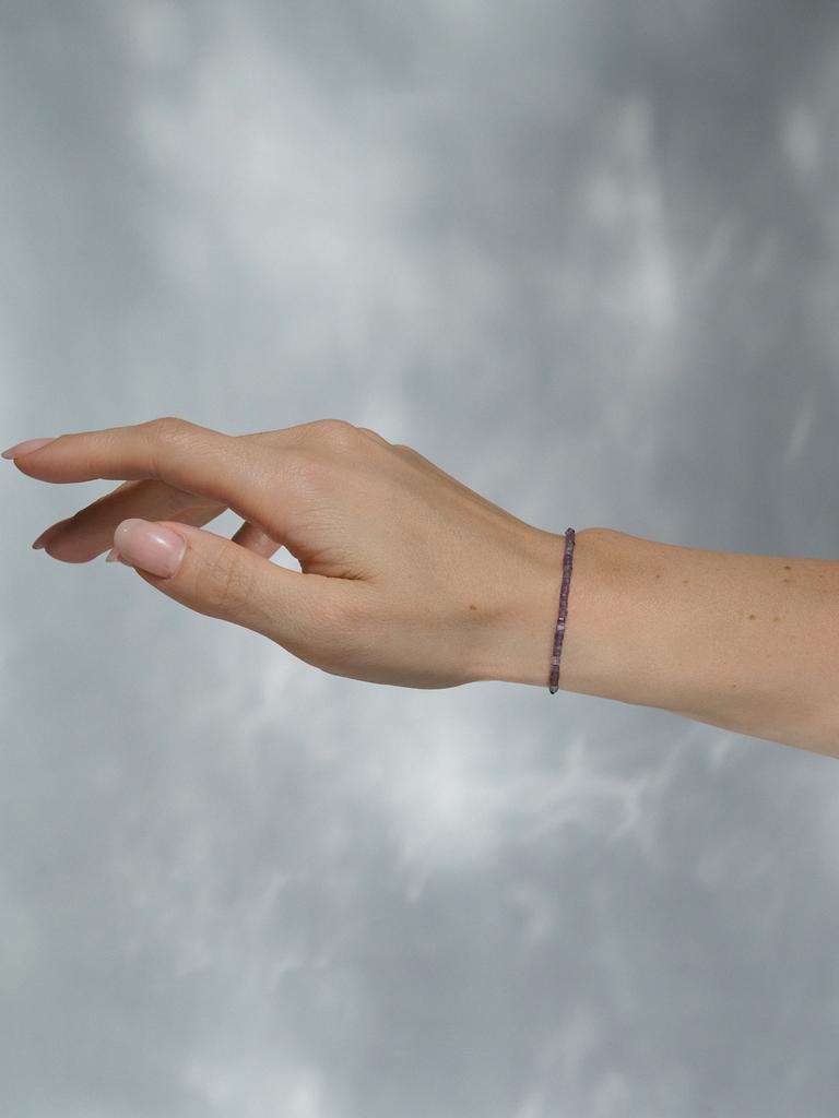 Браслет-дорожка из камней 8 см с кубиками аметиста