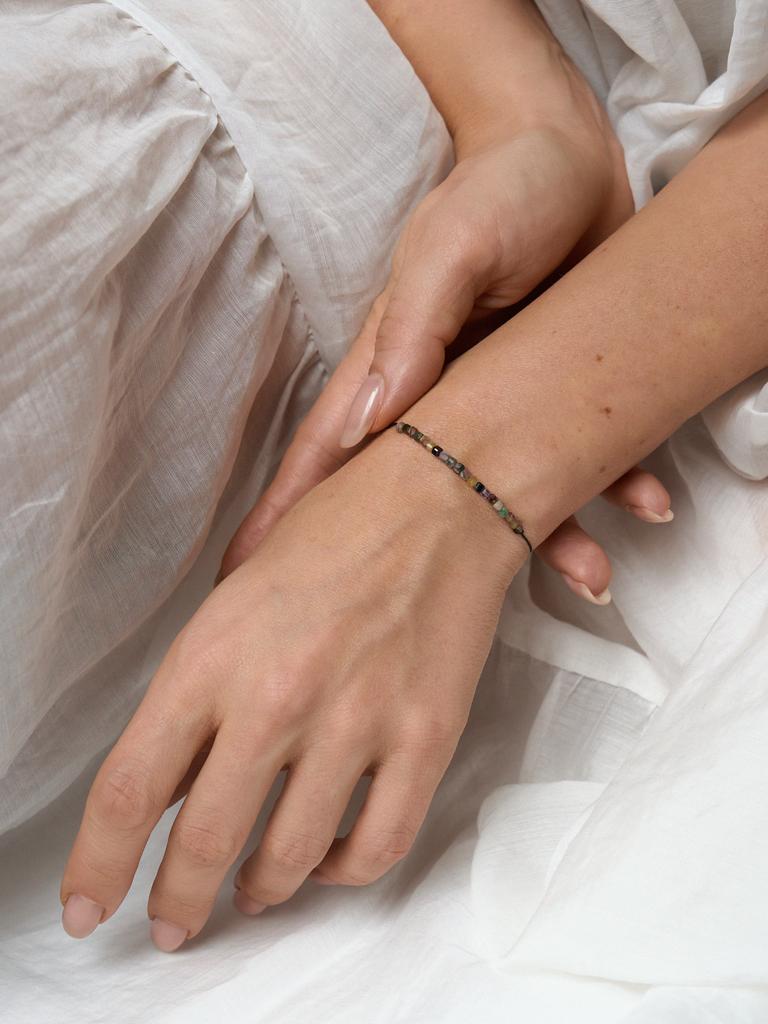 Браслет-дорожка из камней 4 см с кубиками турмалина